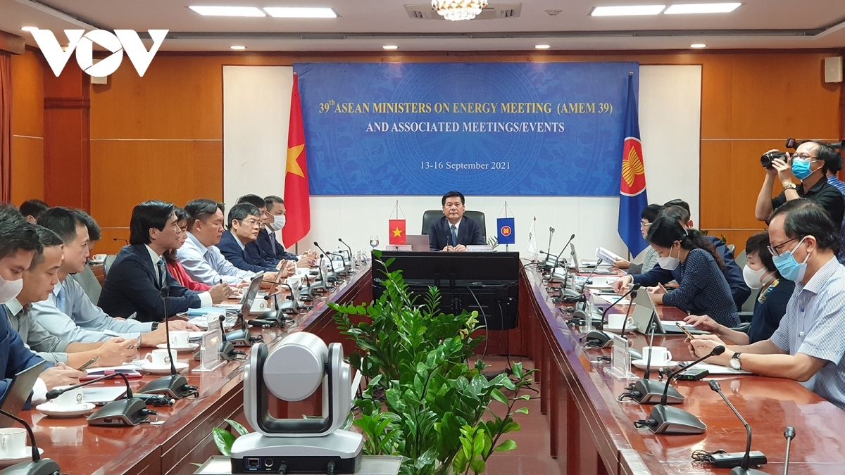 Vietnam attends 39th ASEAN Ministers on Energy Meeting